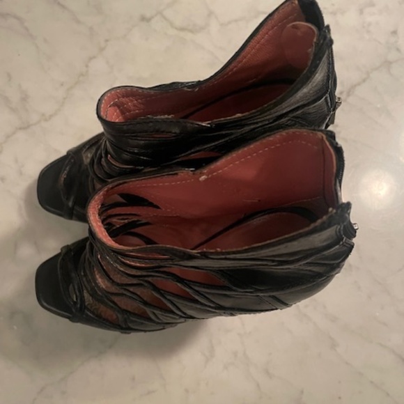 Alaia Black Leather Cage Strappy Open Toed Heels - Picture 3 of 10